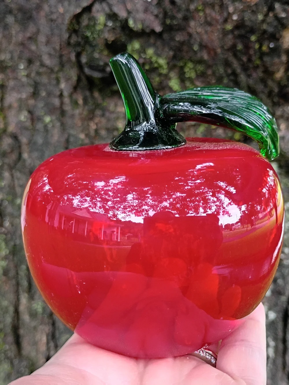 Vtg Murano Style Art Glass Red Apple with Green Applied Stem